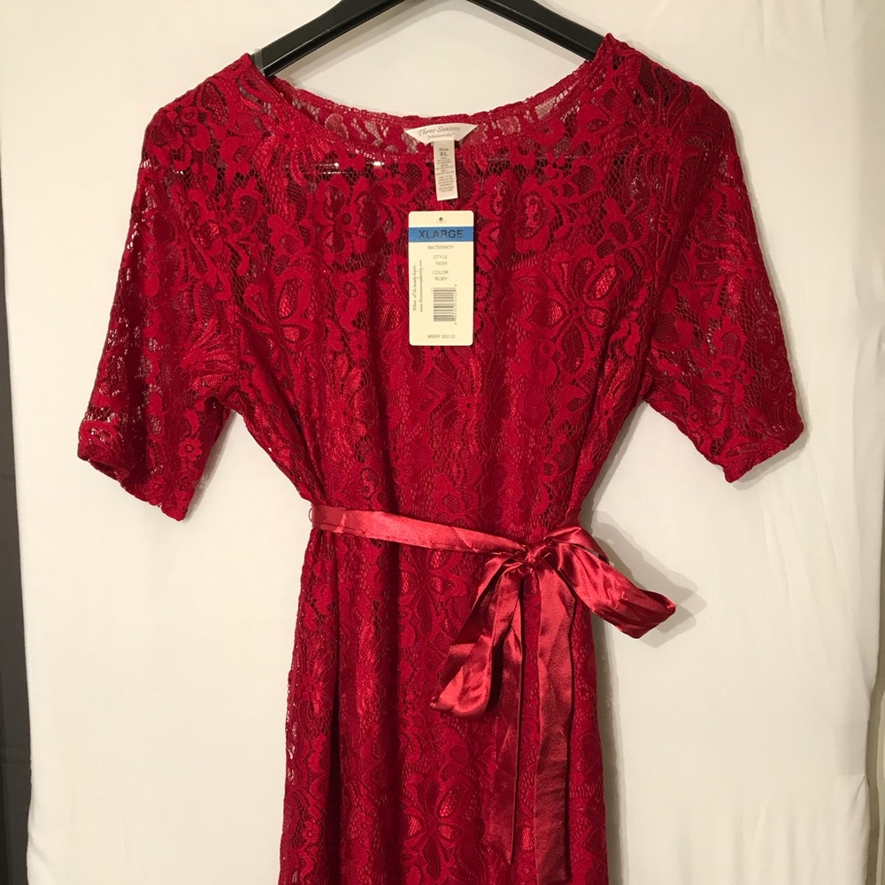 Three Seasons Maternity Lace Dress